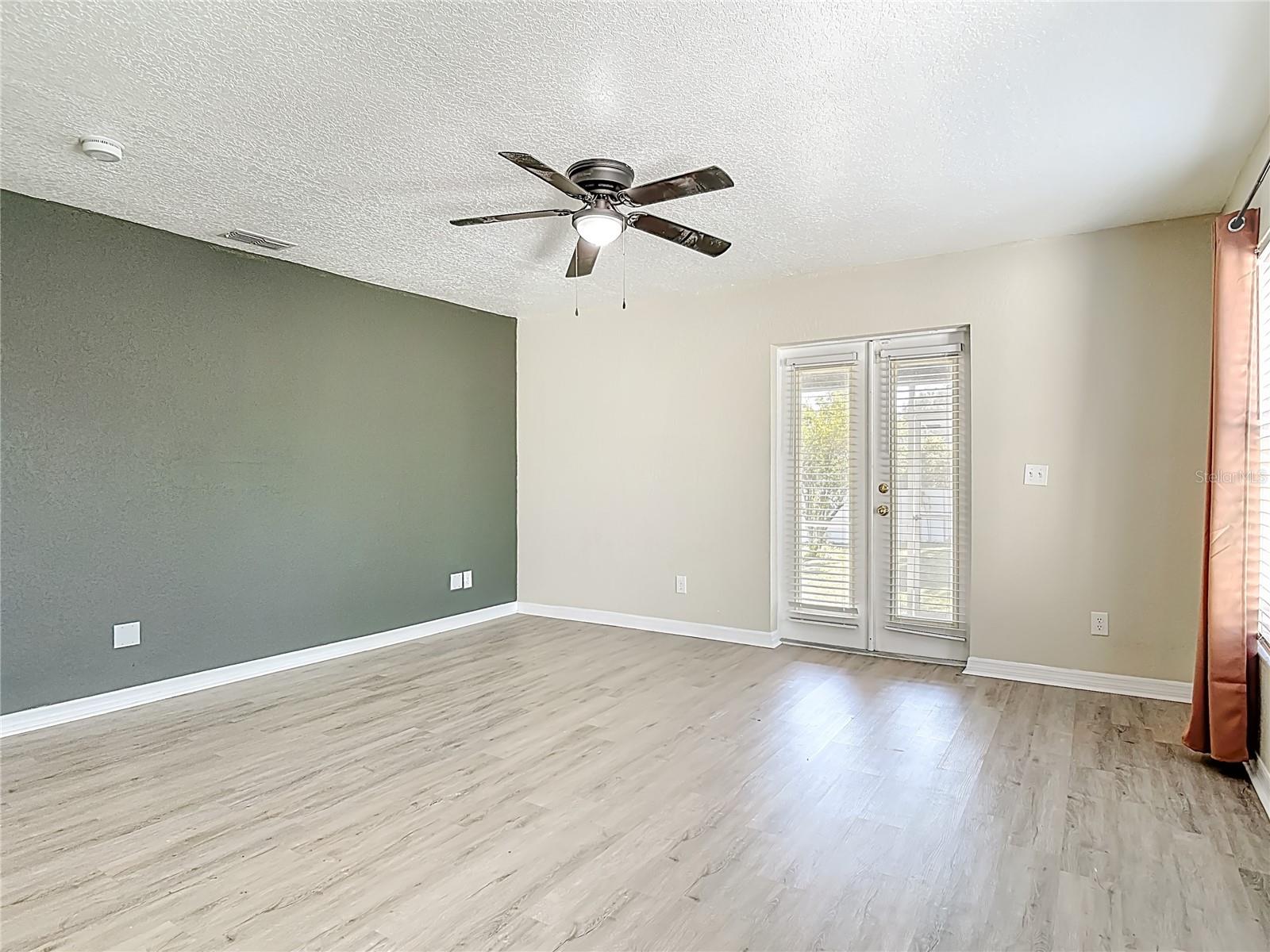 Image 30 of 55 For 111 Colomba Road