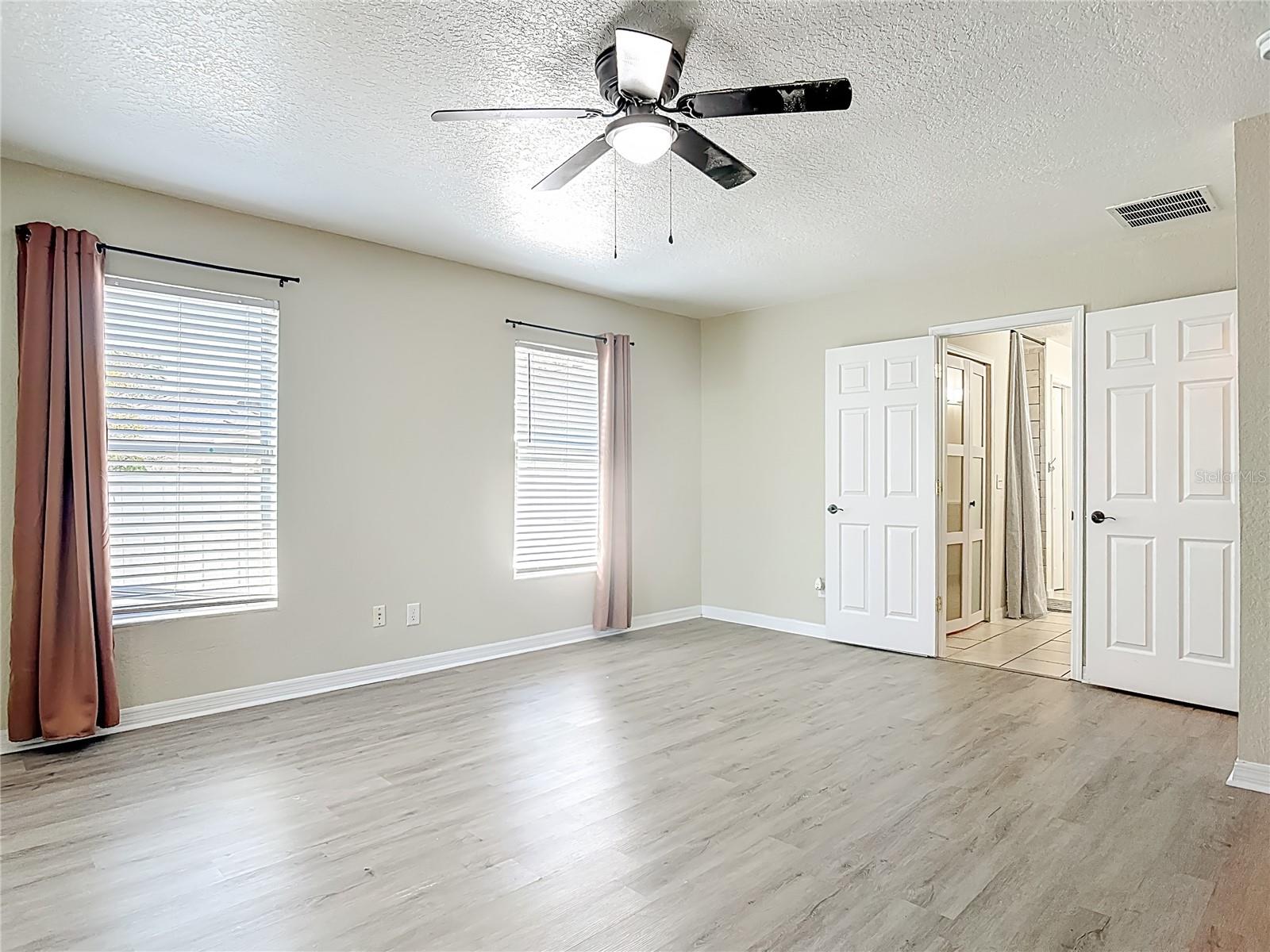 Image 32 of 55 For 111 Colomba Road