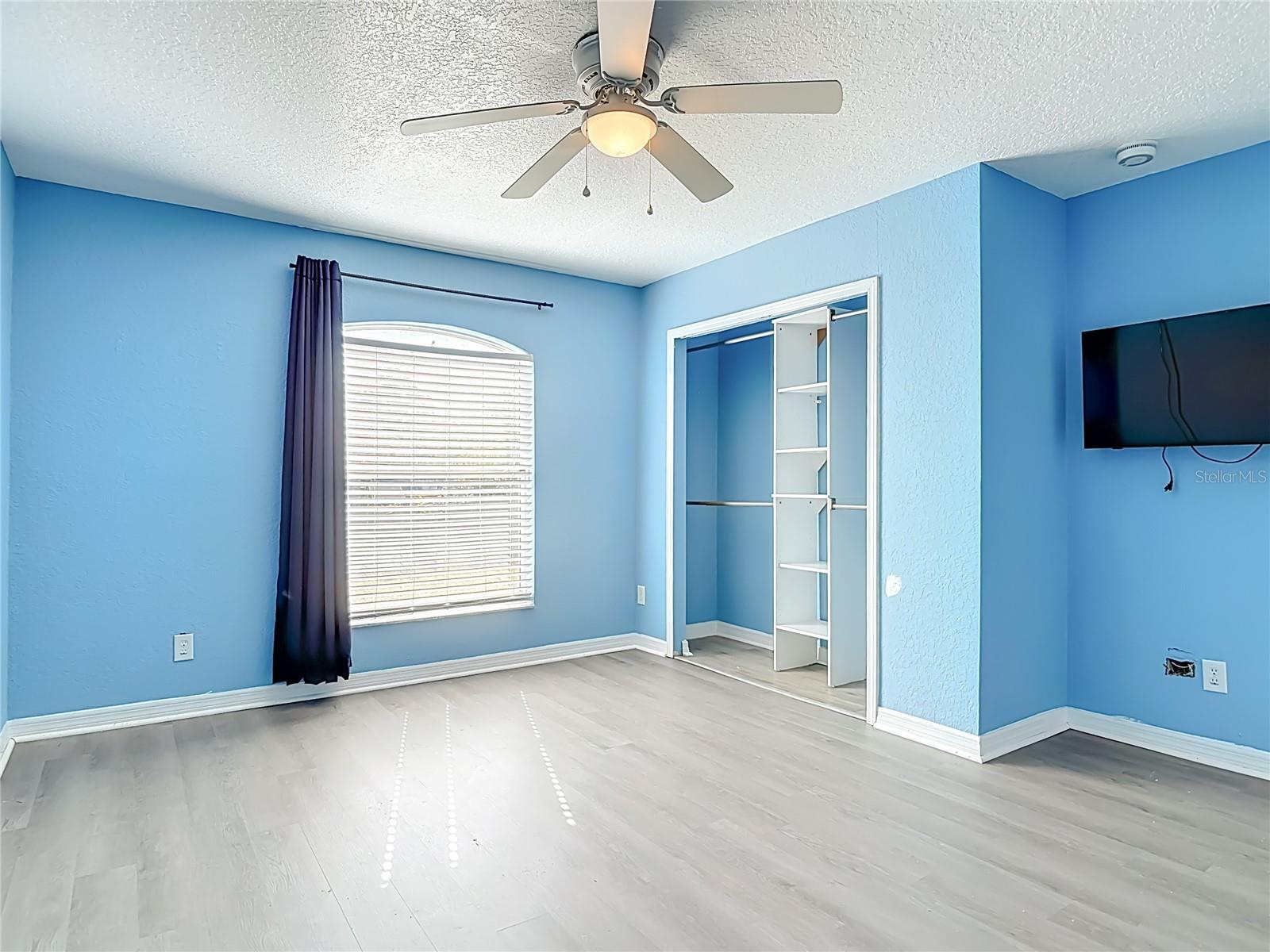 Image 40 of 55 For 111 Colomba Road