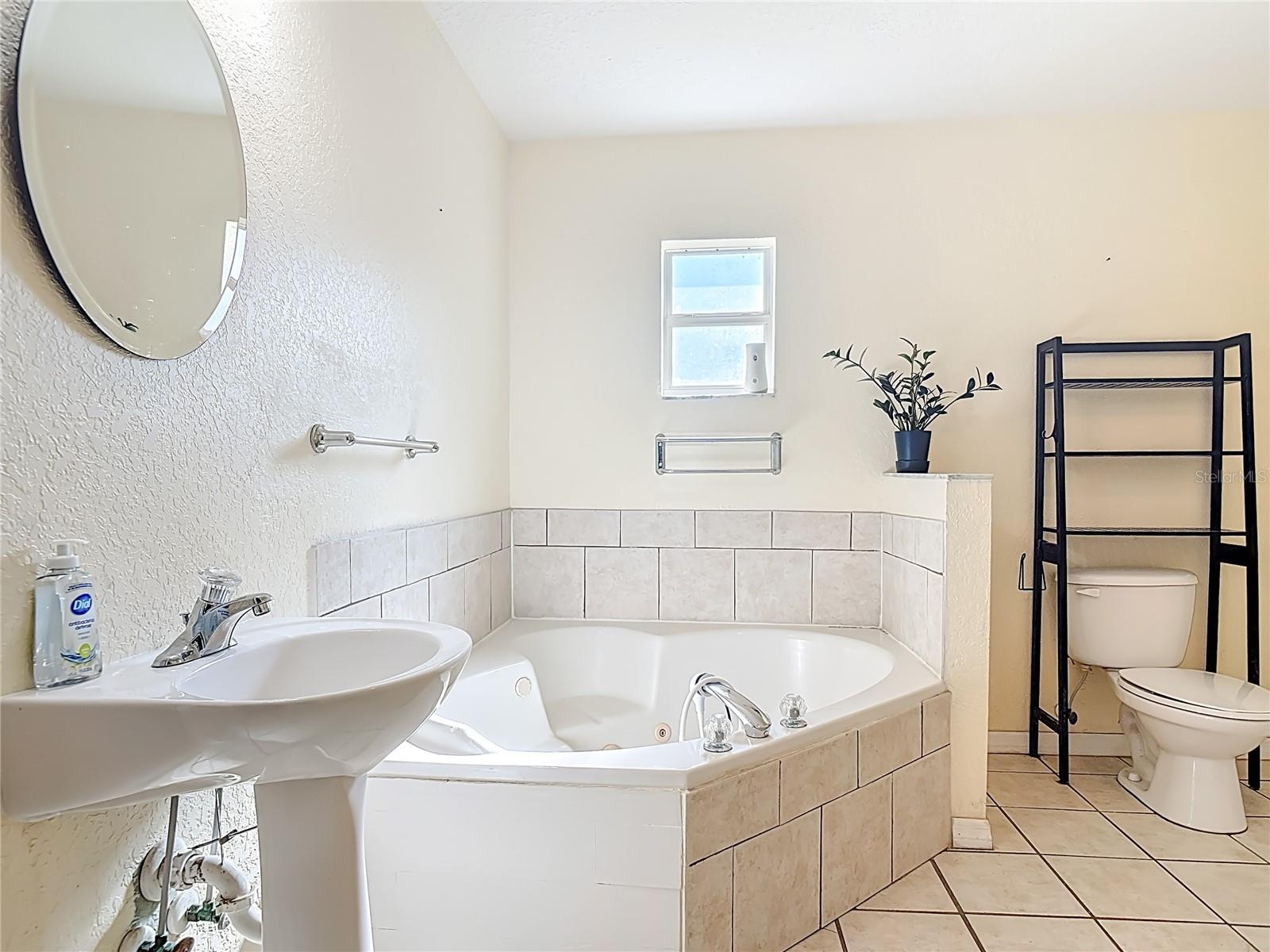 Image 43 of 55 For 111 Colomba Road