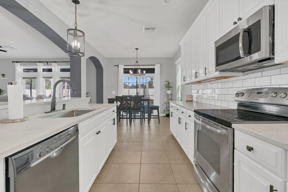 Image 10 of 45 For 128 Galileo Way