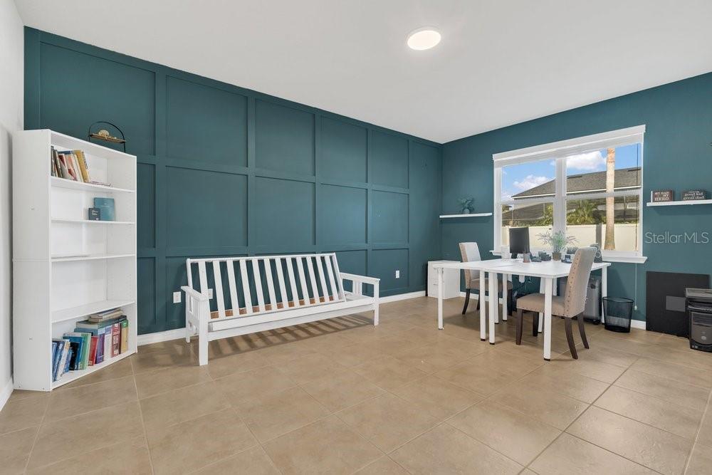 Image 17 of 45 For 128 Galileo Way