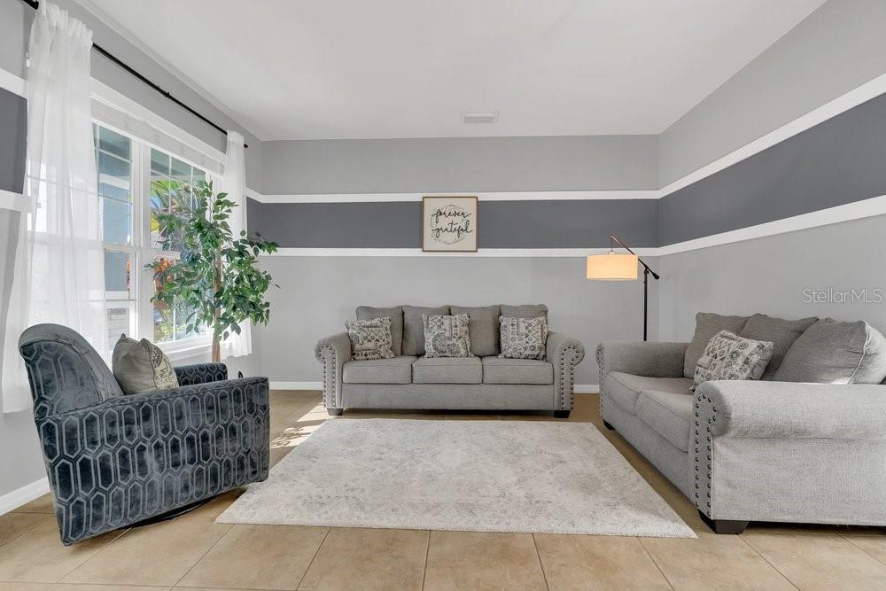 Image 5 of 45 For 128 Galileo Way