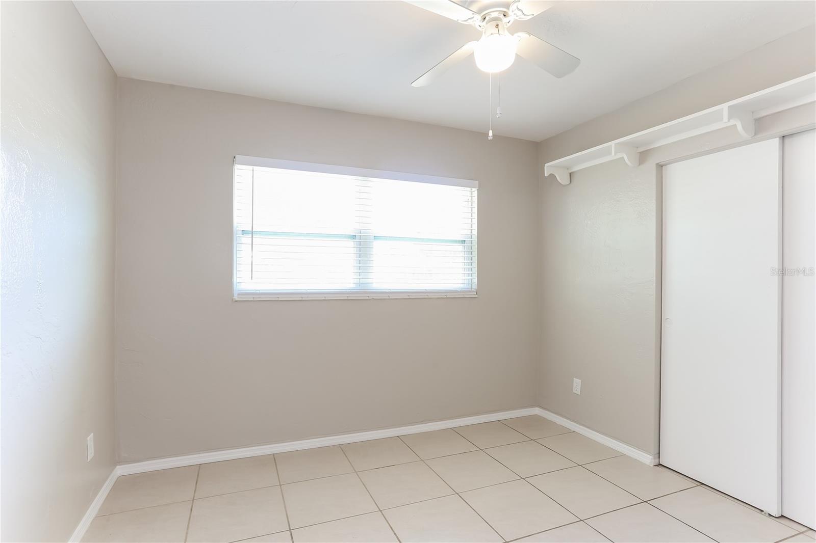 Image 10 of 16 For 3828 Neptune Drive Se