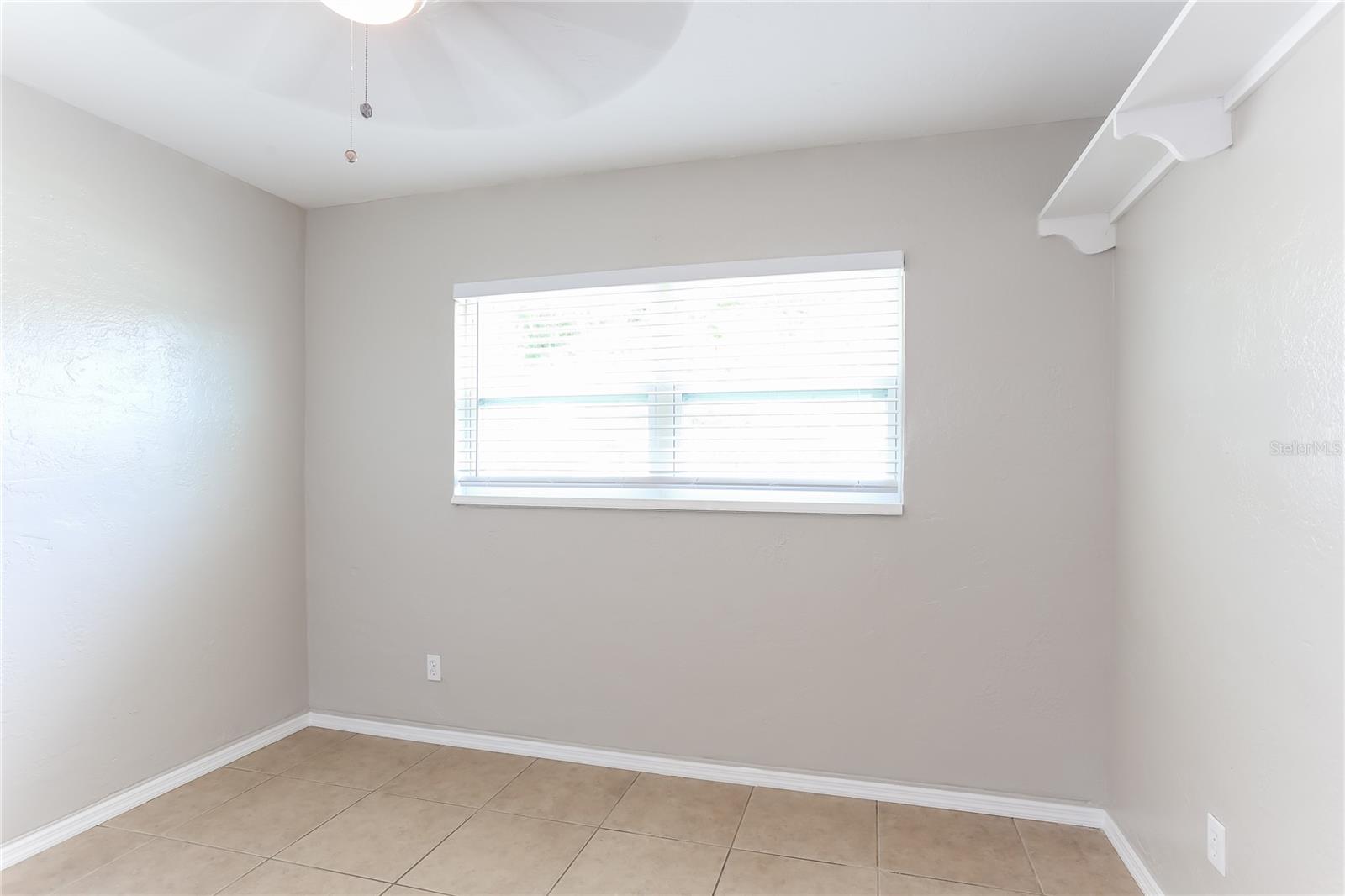 Image 12 of 16 For 3828 Neptune Drive Se