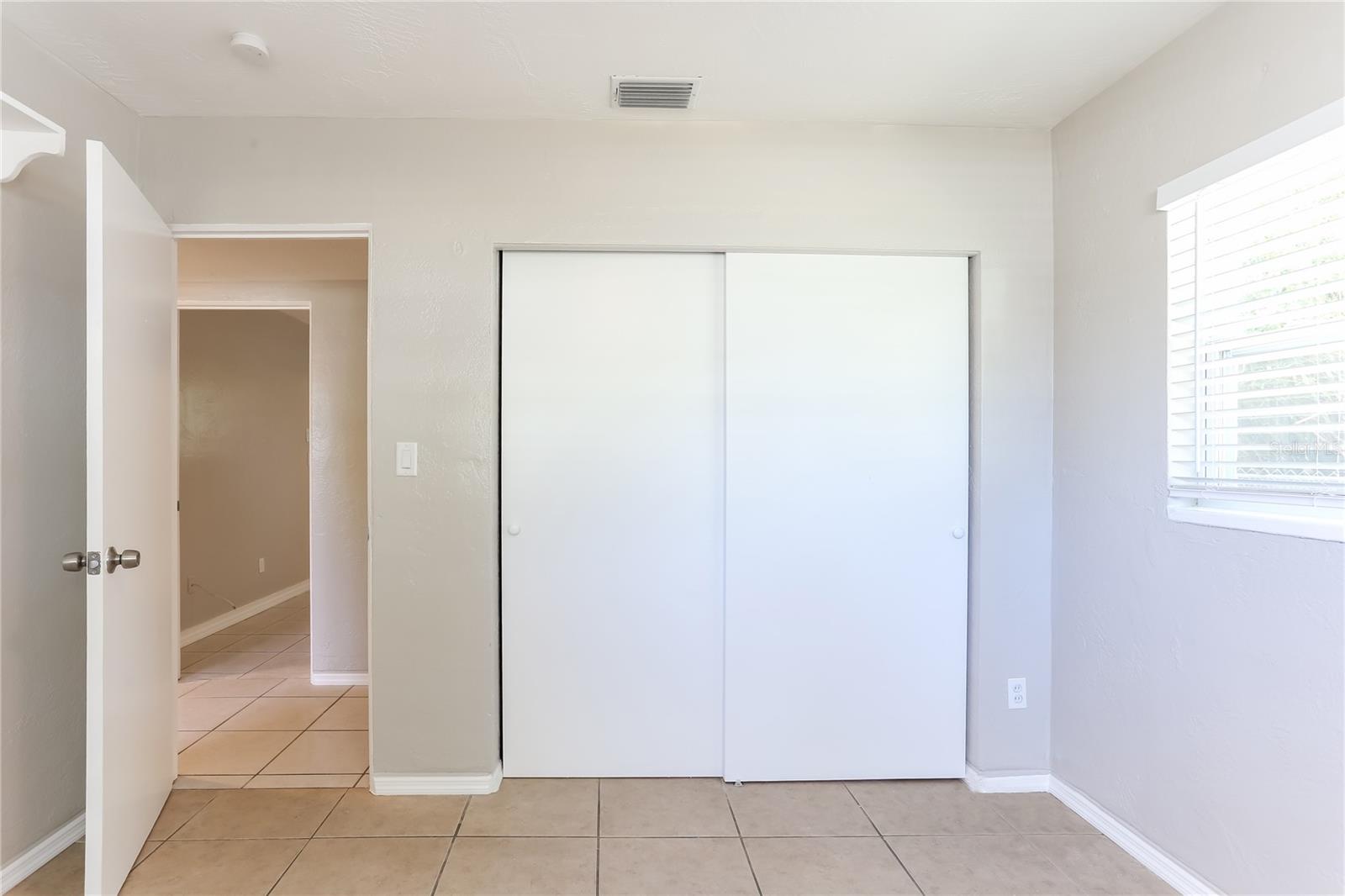 Image 9 of 16 For 3828 Neptune Drive Se