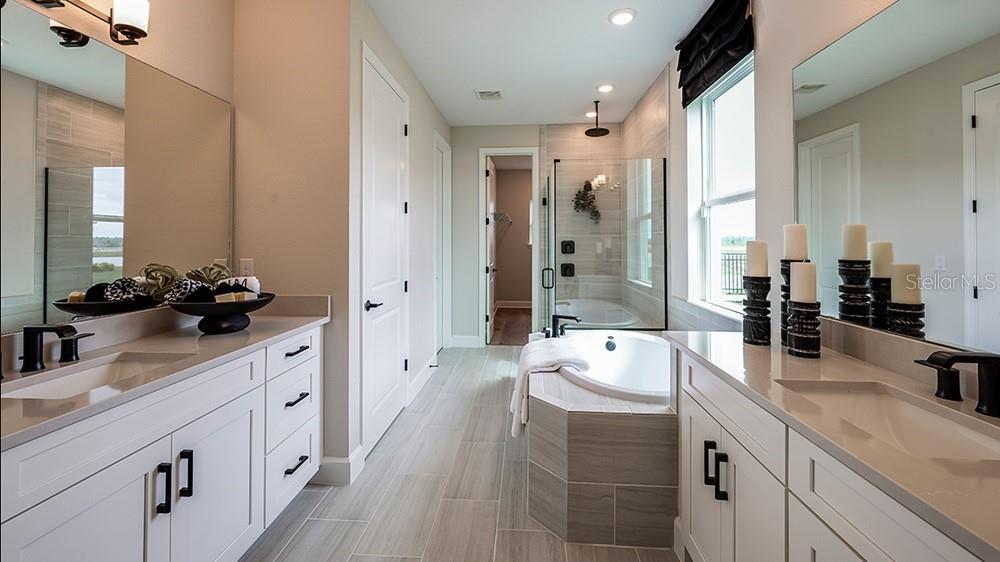 Image 22 of 42 For 19326 Lochside Lane