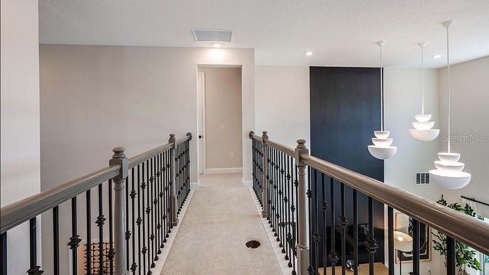 Image 29 of 42 For 19326 Lochside Lane