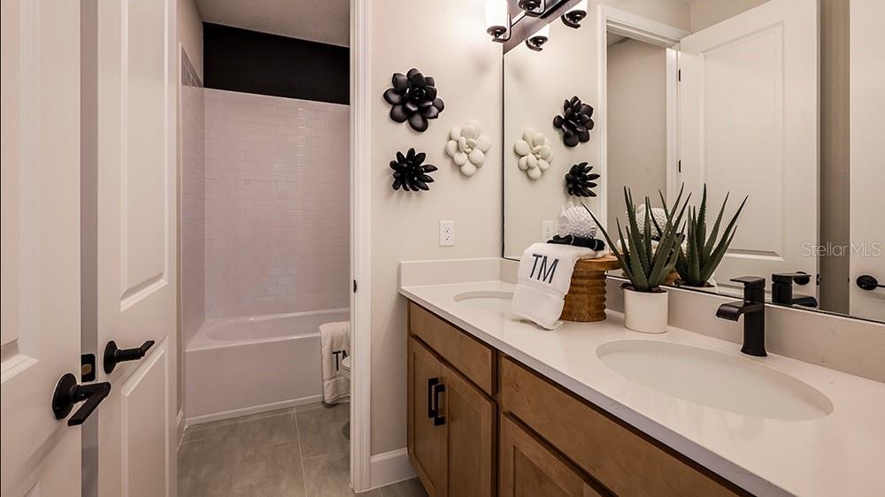 Image 37 of 42 For 19326 Lochside Lane