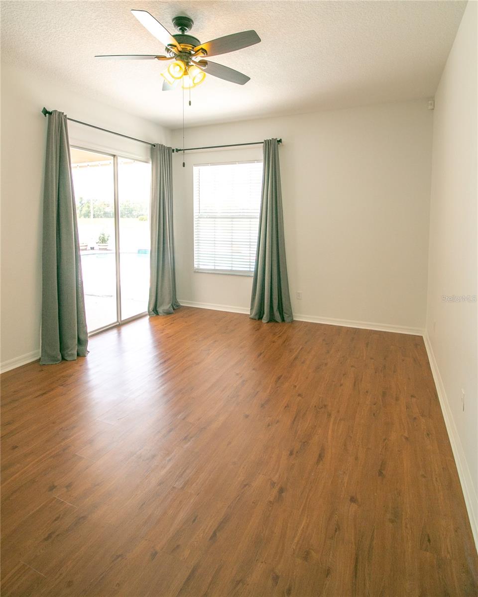 Image 9 of 27 For 1966 Westbourne Drive