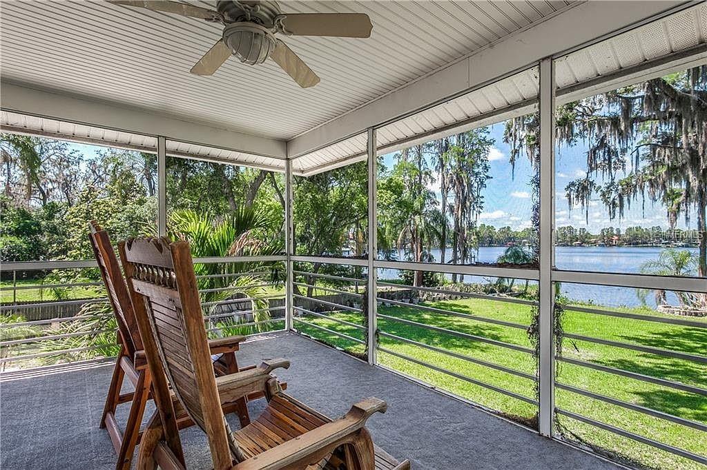 Image 14 of 25 For 18620 Wayne Road