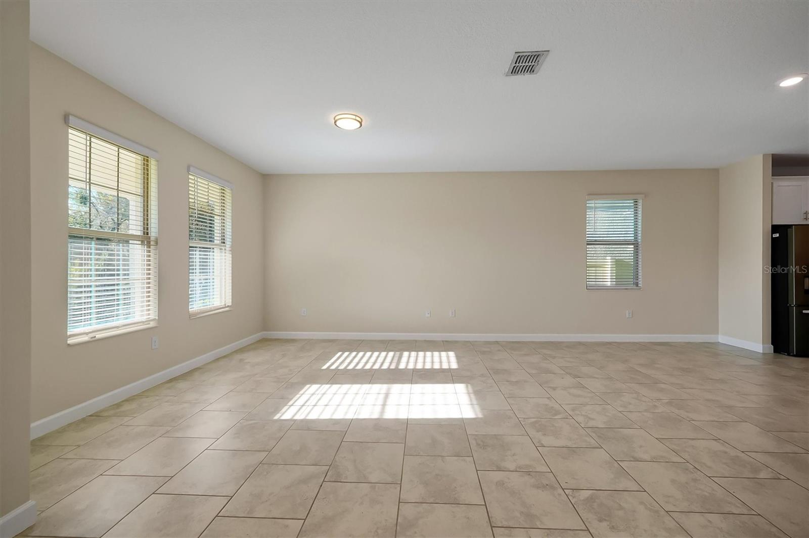 Image 9 of 34 For 1425 Happy Bird Lane