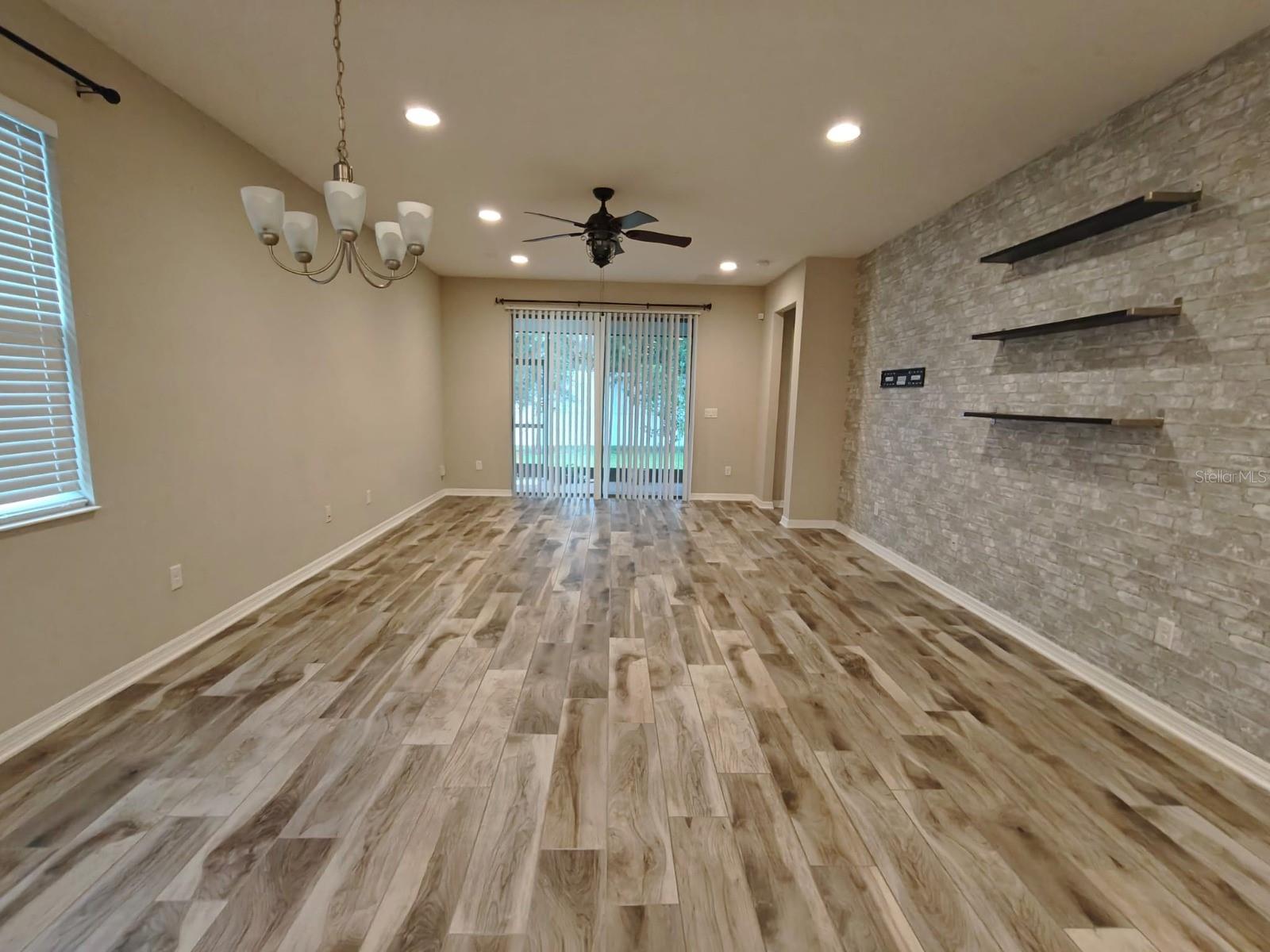 Image 19 of 26 For 4875 Sweet Blossom Cove