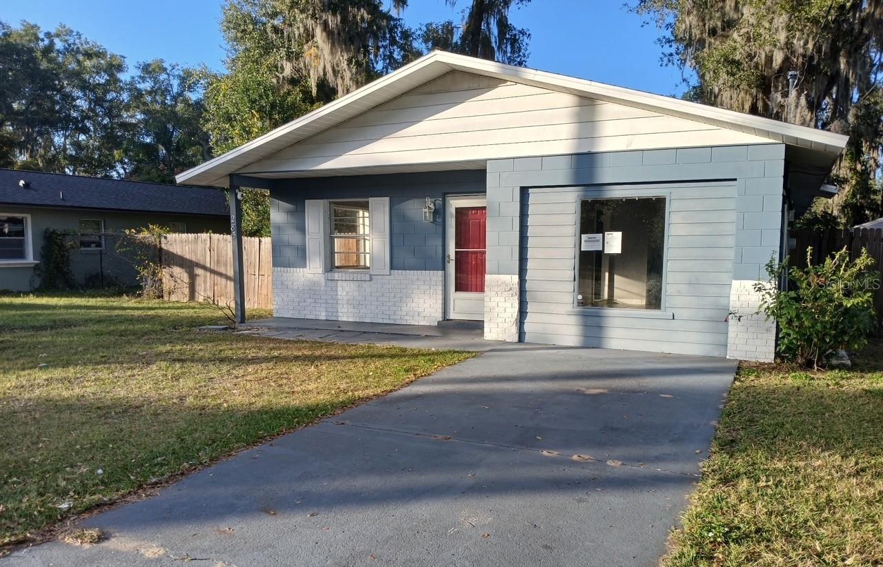 Details for 285 Lake Street, UMATILLA, FL 32784