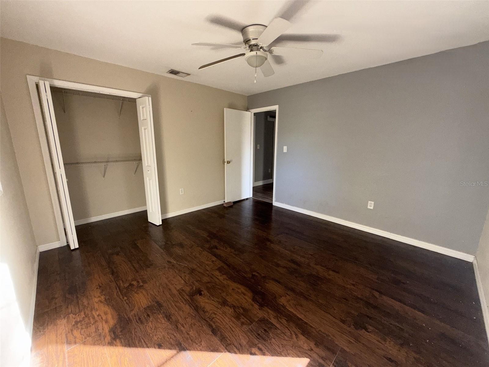 Image 16 of 27 For 285 Lake Street