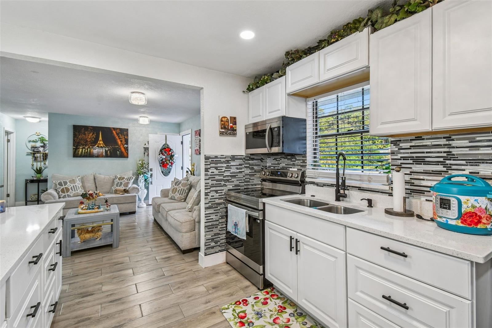 Image 17 of 63 For 529 Bison Circle