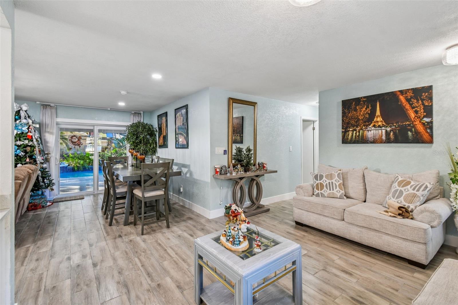 Image 8 of 63 For 529 Bison Circle