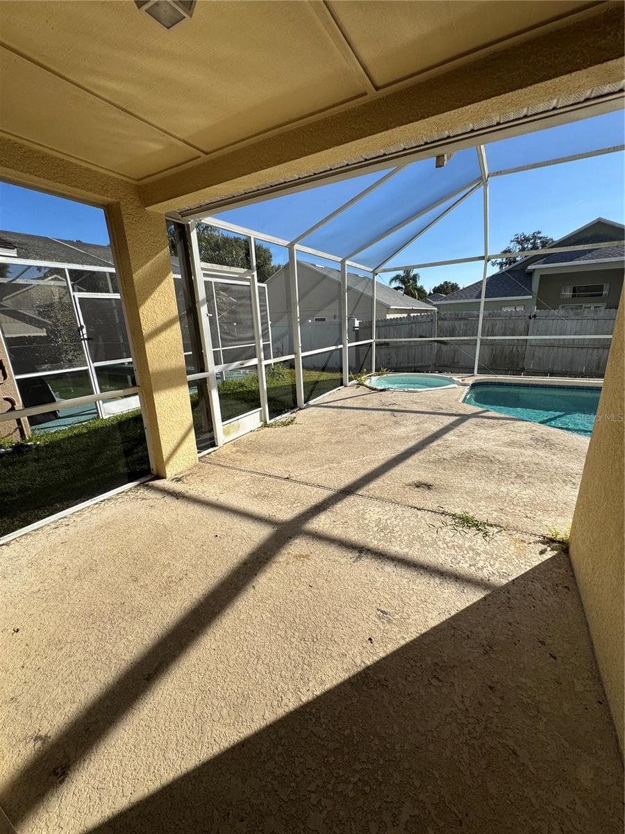 Image 19 of 22 For 125 Sabal Lake Drive