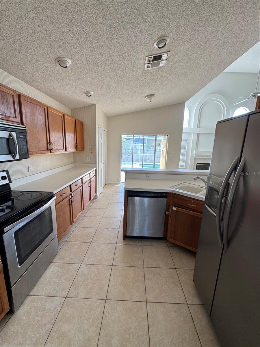 Image 9 of 22 For 125 Sabal Lake Drive