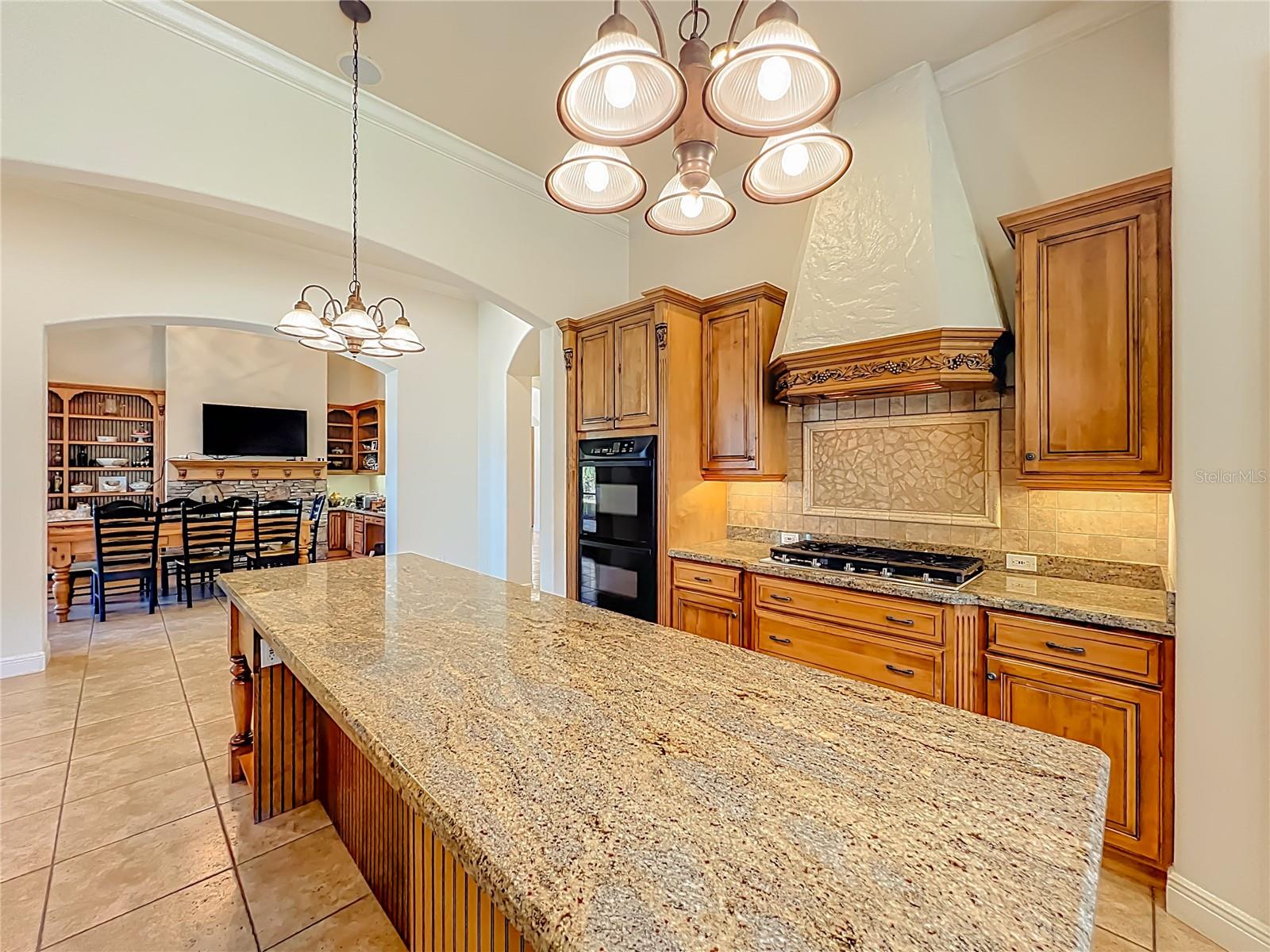 Listing photo id 20 for 3444 Foxmeadow Court