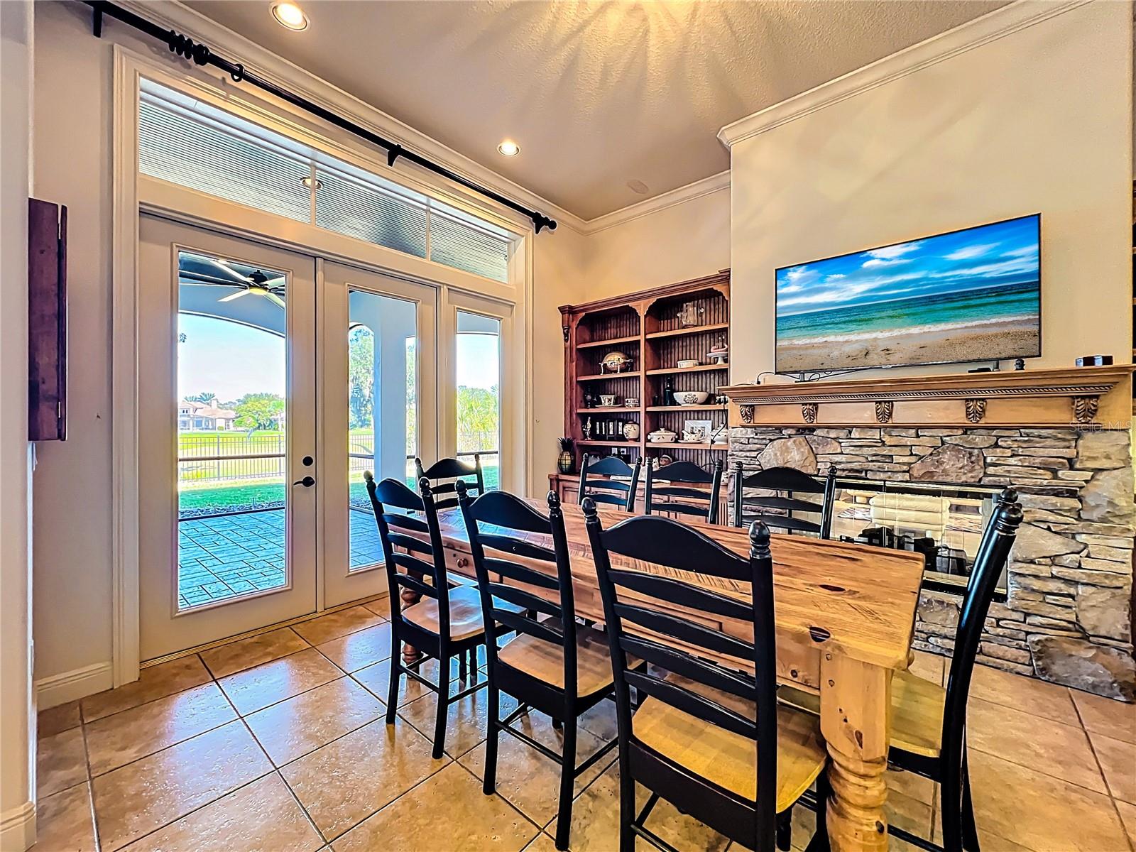 Listing photo id 26 for 3444 Foxmeadow Court