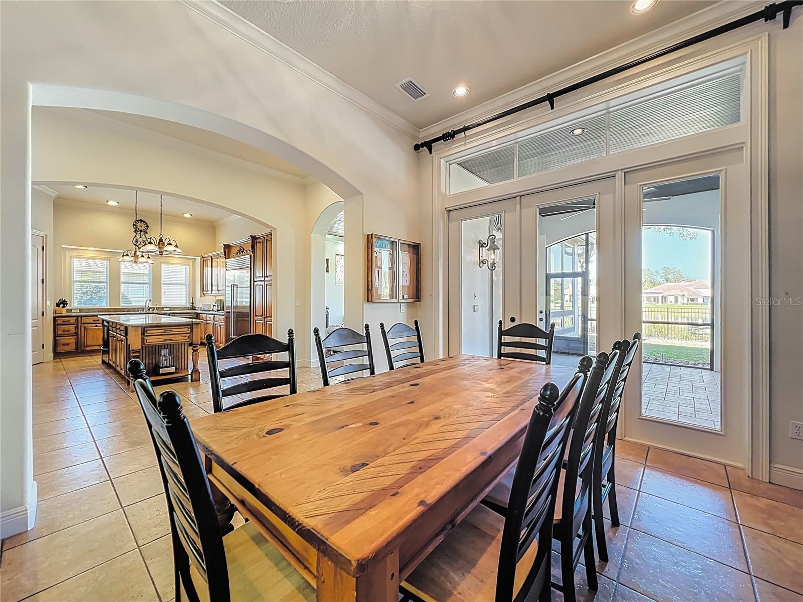 Listing photo id 27 for 3444 Foxmeadow Court