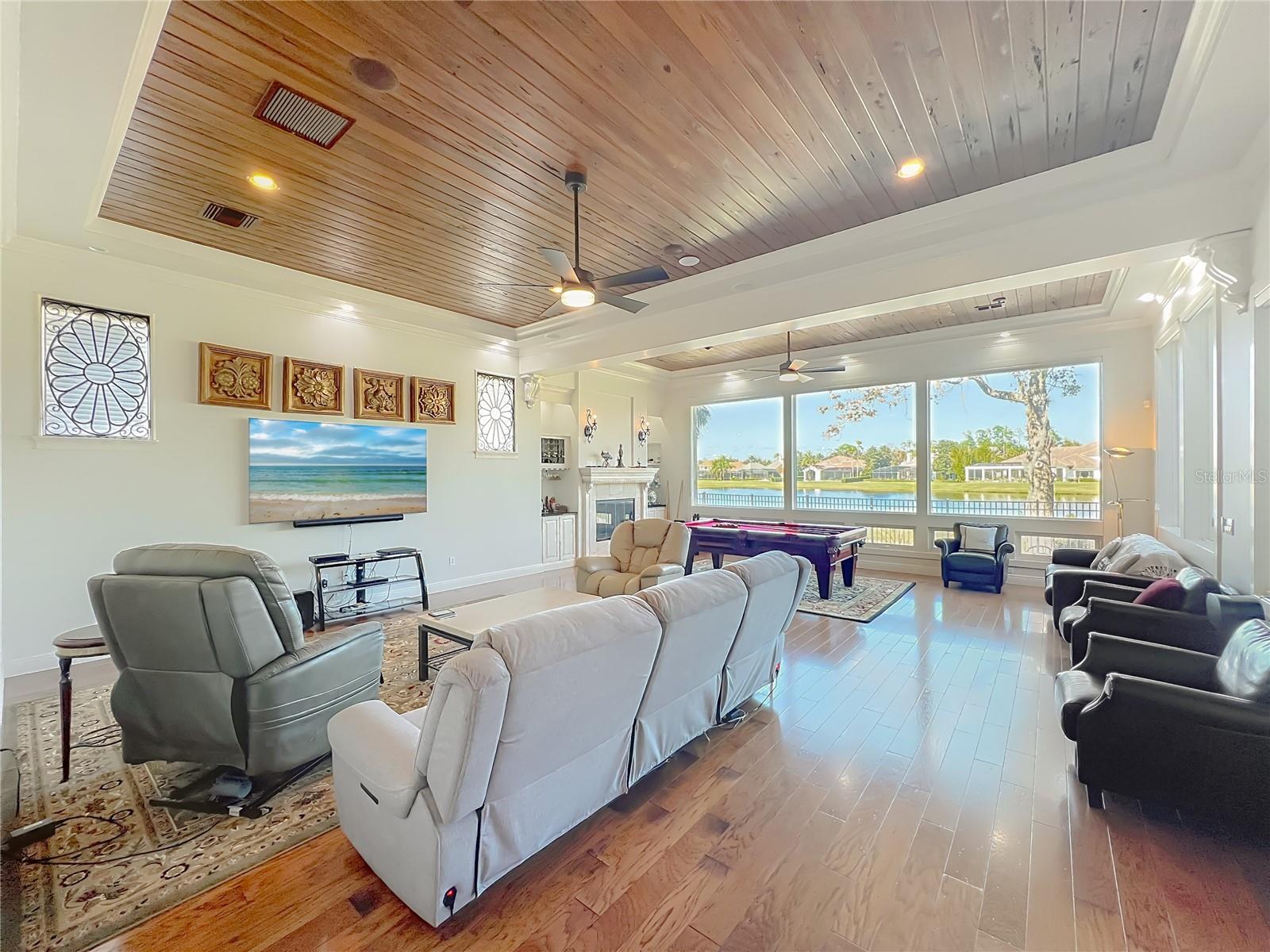 Listing photo id 30 for 3444 Foxmeadow Court