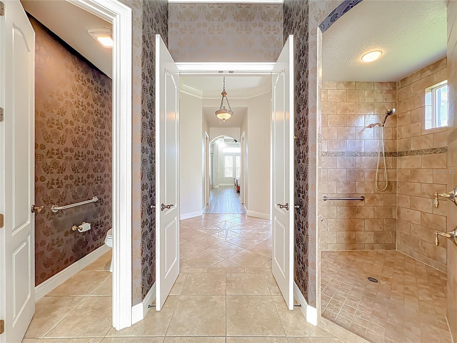 Listing photo id 41 for 3444 Foxmeadow Court