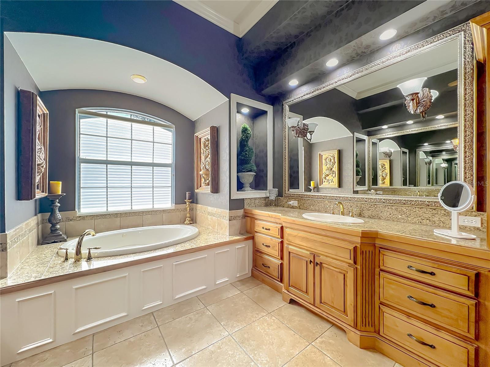 Listing photo id 43 for 3444 Foxmeadow Court