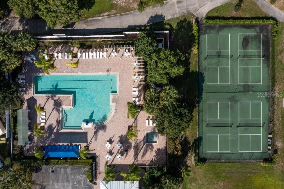 Image 4 of 9 For 7167 Oak Glen Trail