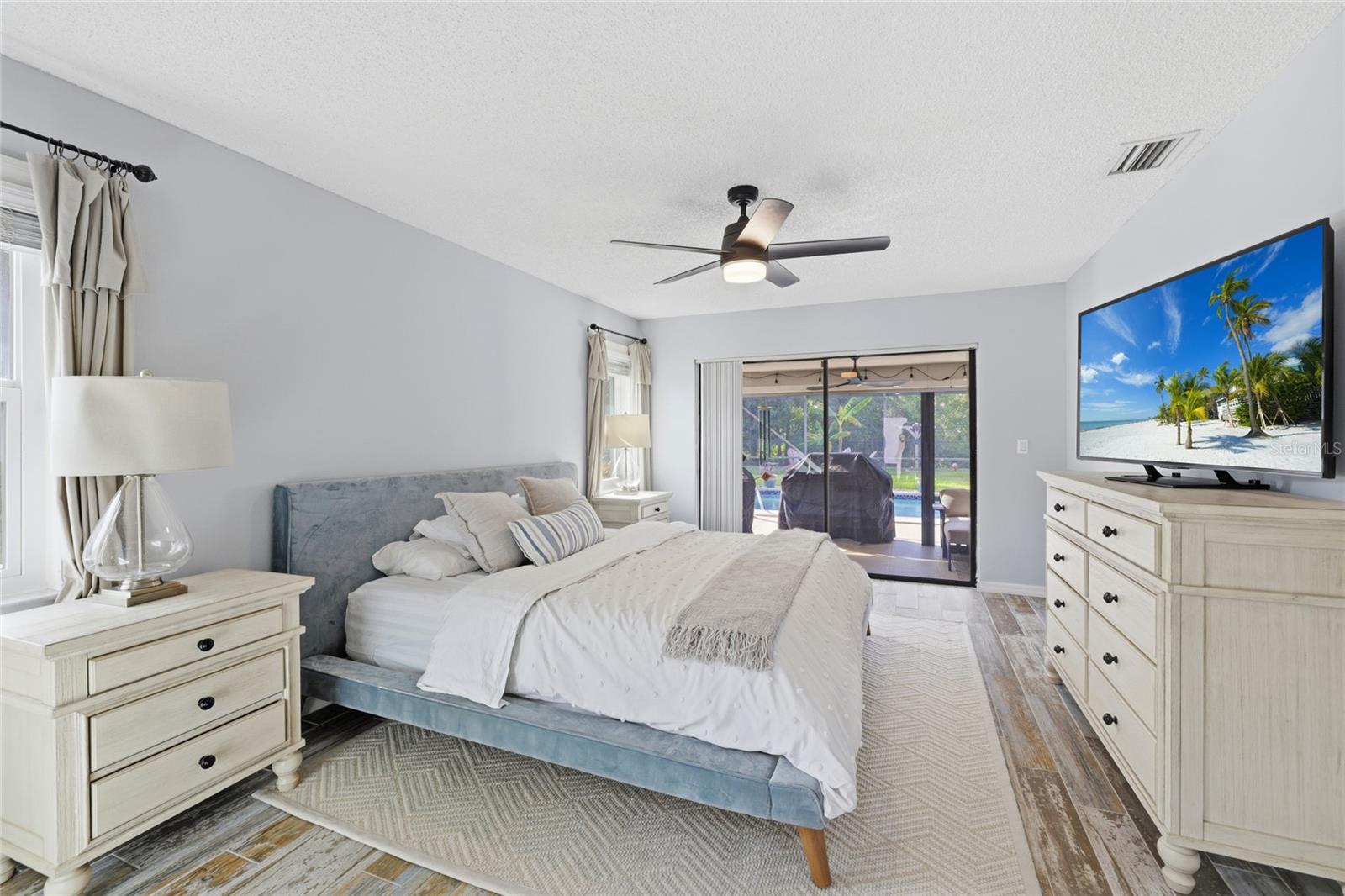 Image 27 of 65 For 14630 Aeries Way Drive