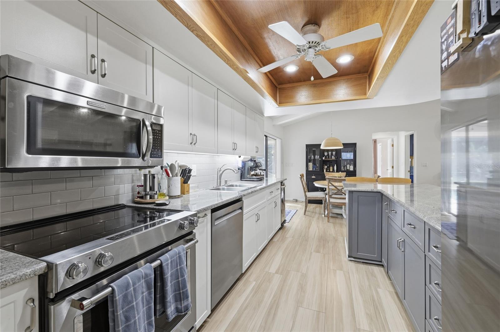 Image 4 of 65 For 14630 Aeries Way Drive