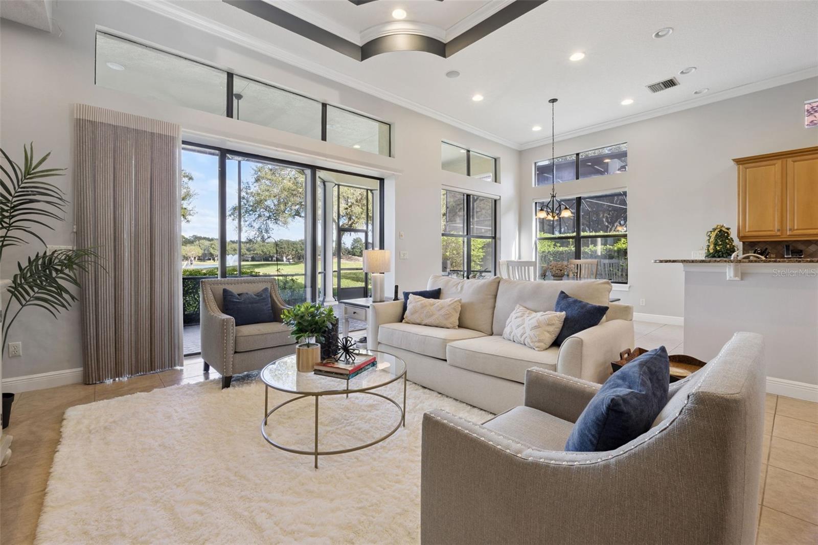 Image 12 of 43 For 9335 San Jose Boulevard