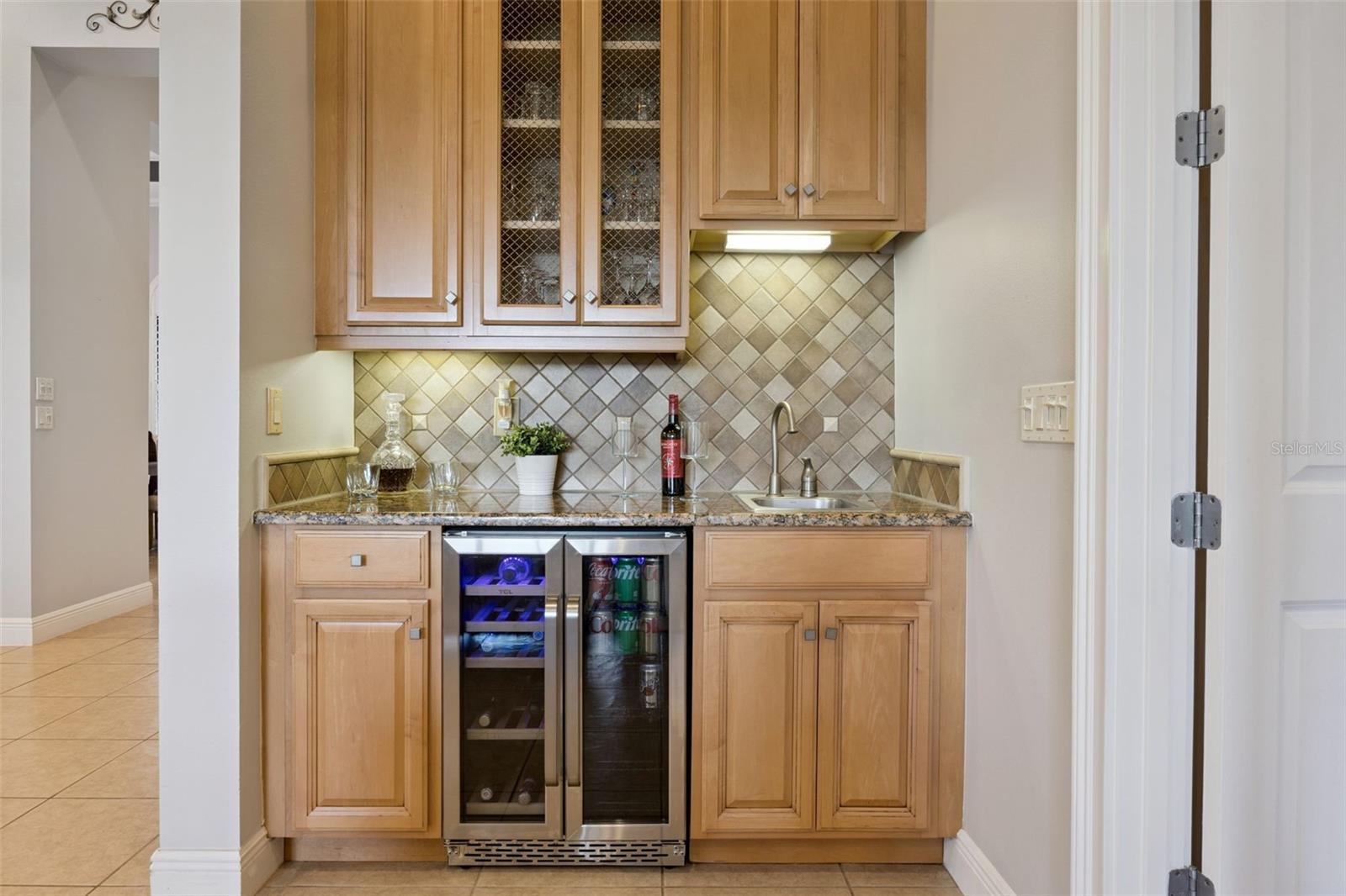 Image 15 of 43 For 9335 San Jose Boulevard