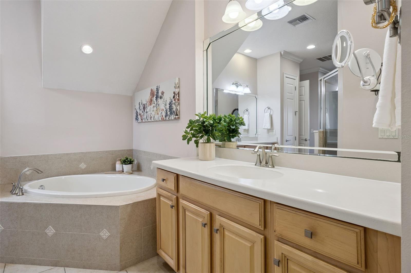 Image 21 of 43 For 9335 San Jose Boulevard