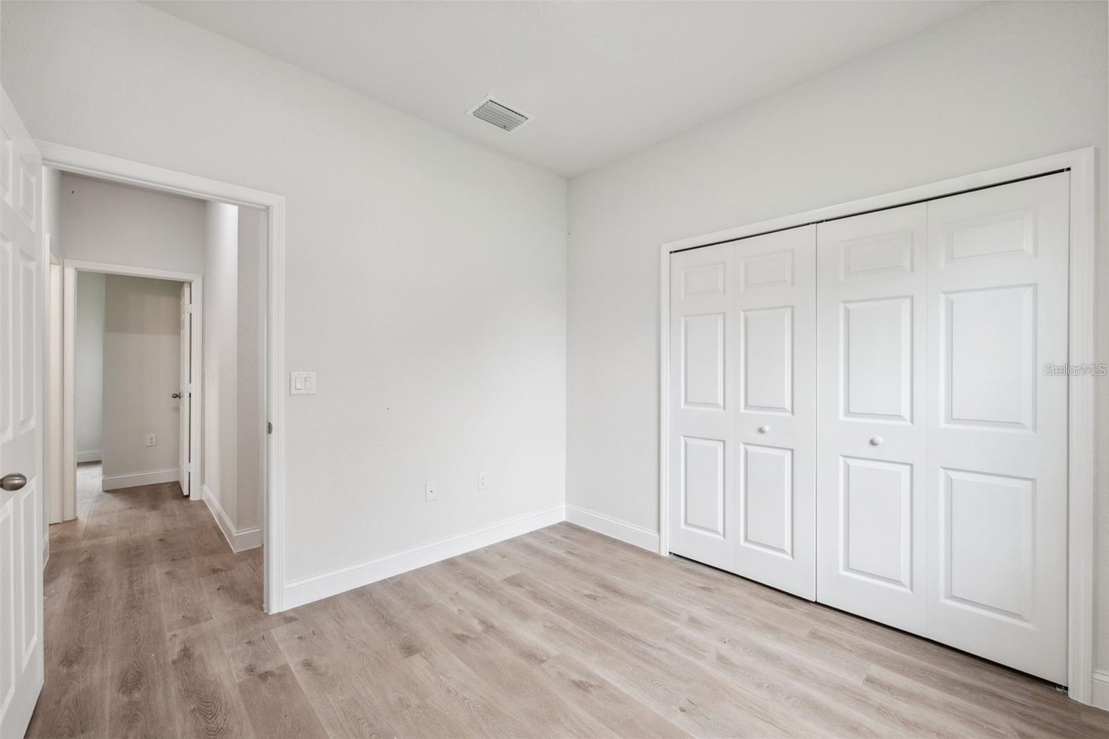 Image 34 of 40 For 732 Macroy Place