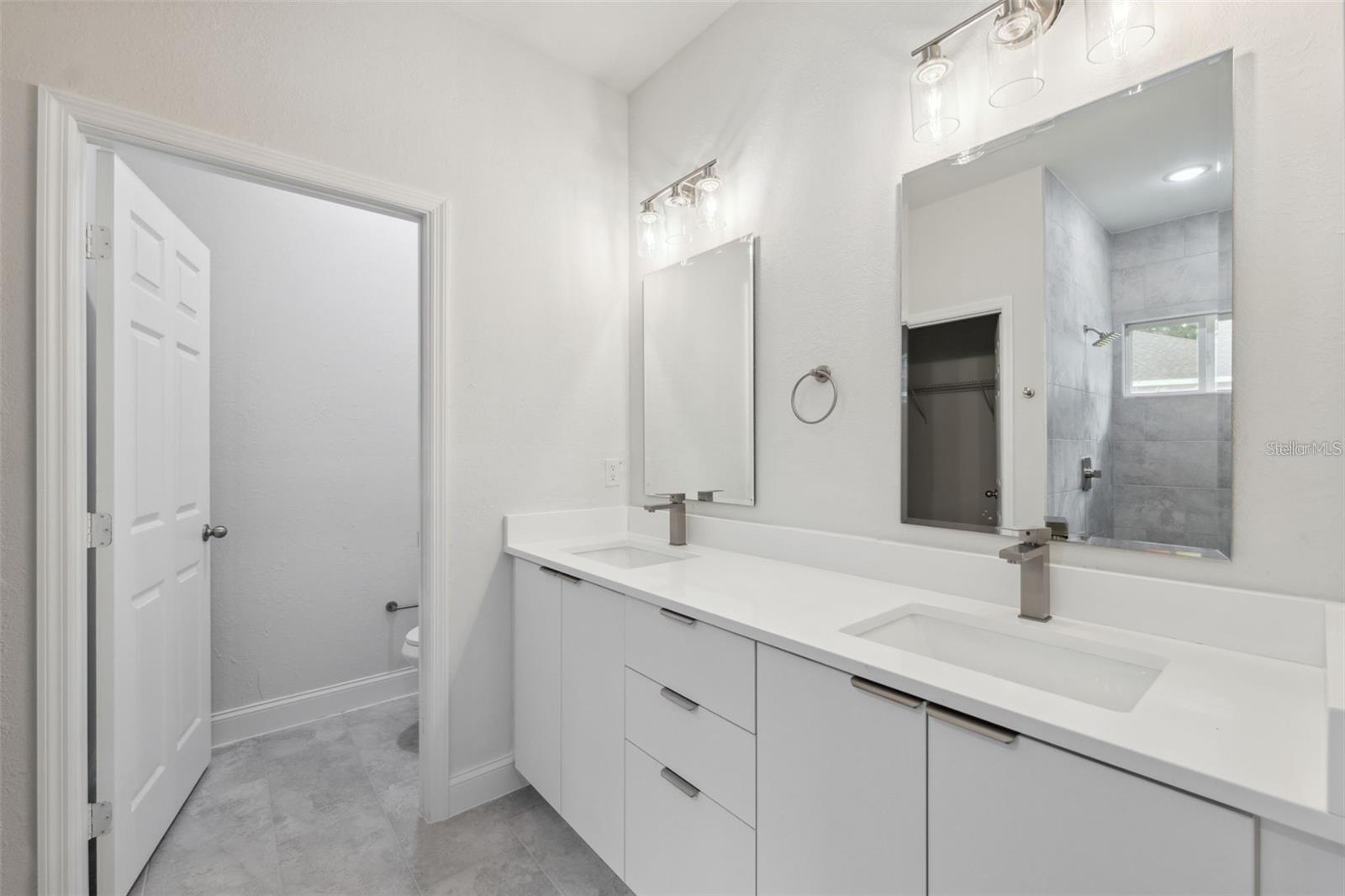 Image 40 of 40 For 732 Macroy Place