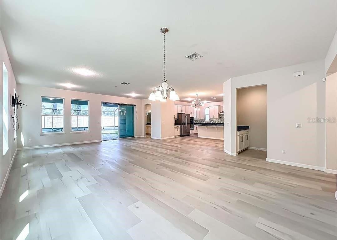 Image 3 of 16 For 14585 Magnolia Ridge Loop