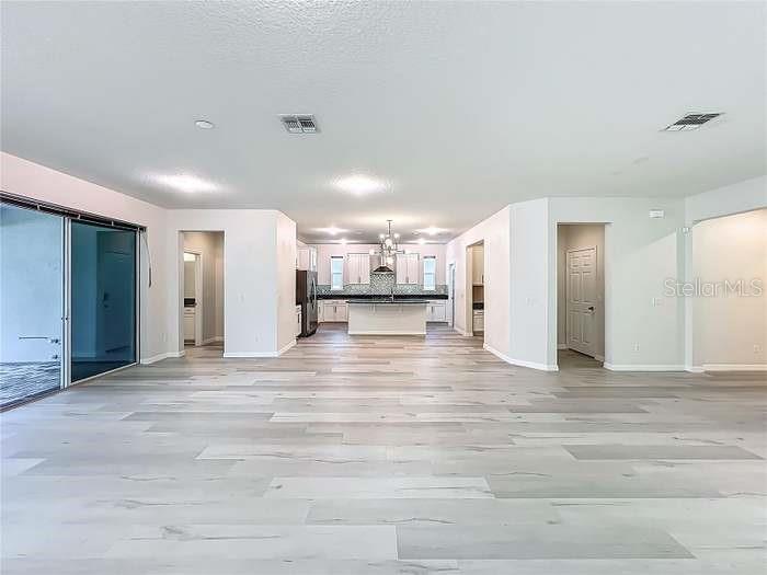 Image 5 of 16 For 14585 Magnolia Ridge Loop