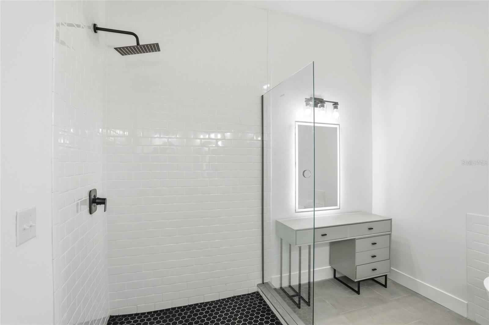 Image 19 of 34 For 3345 Furlong Way