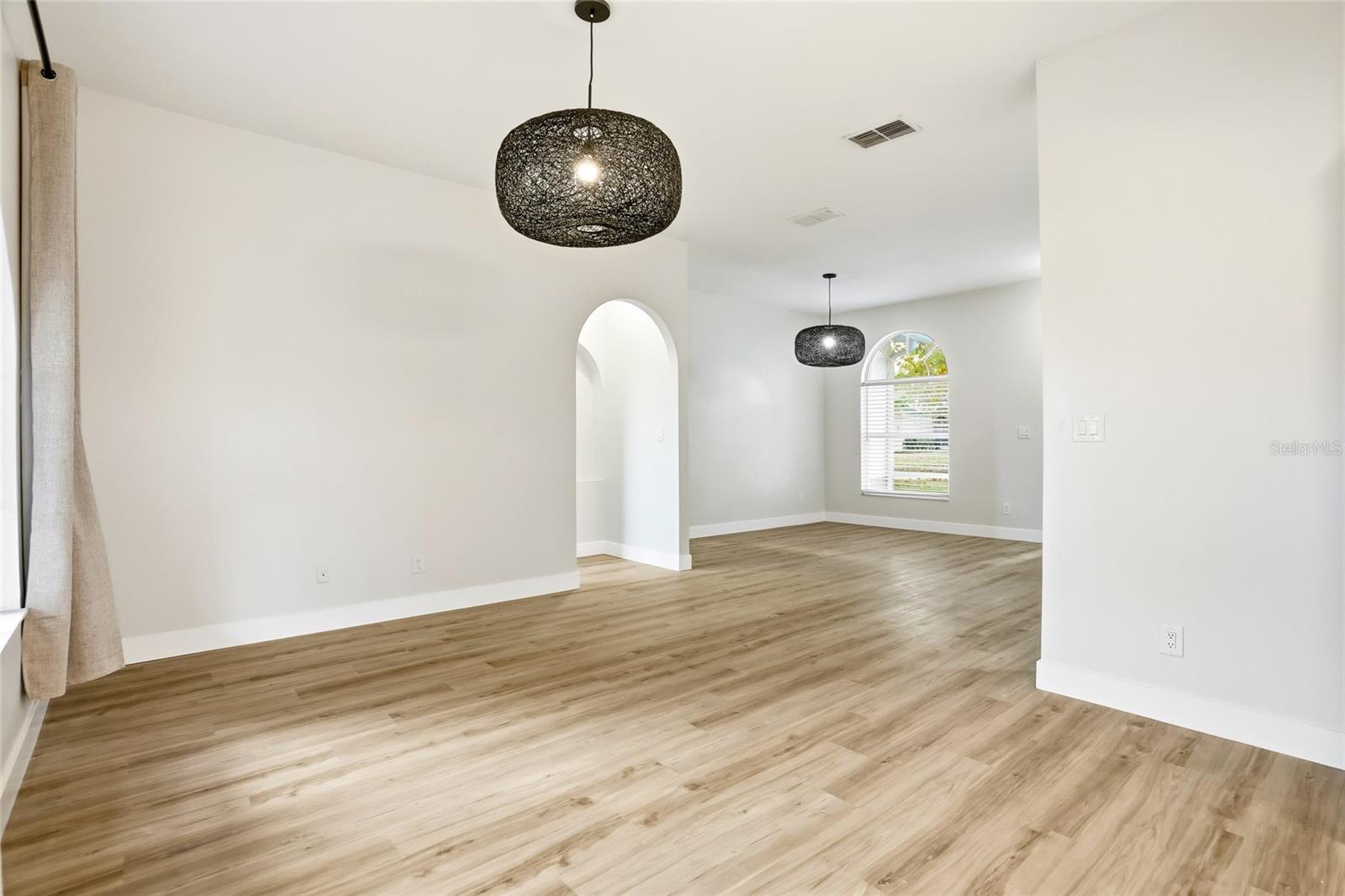 Image 22 of 34 For 3345 Furlong Way