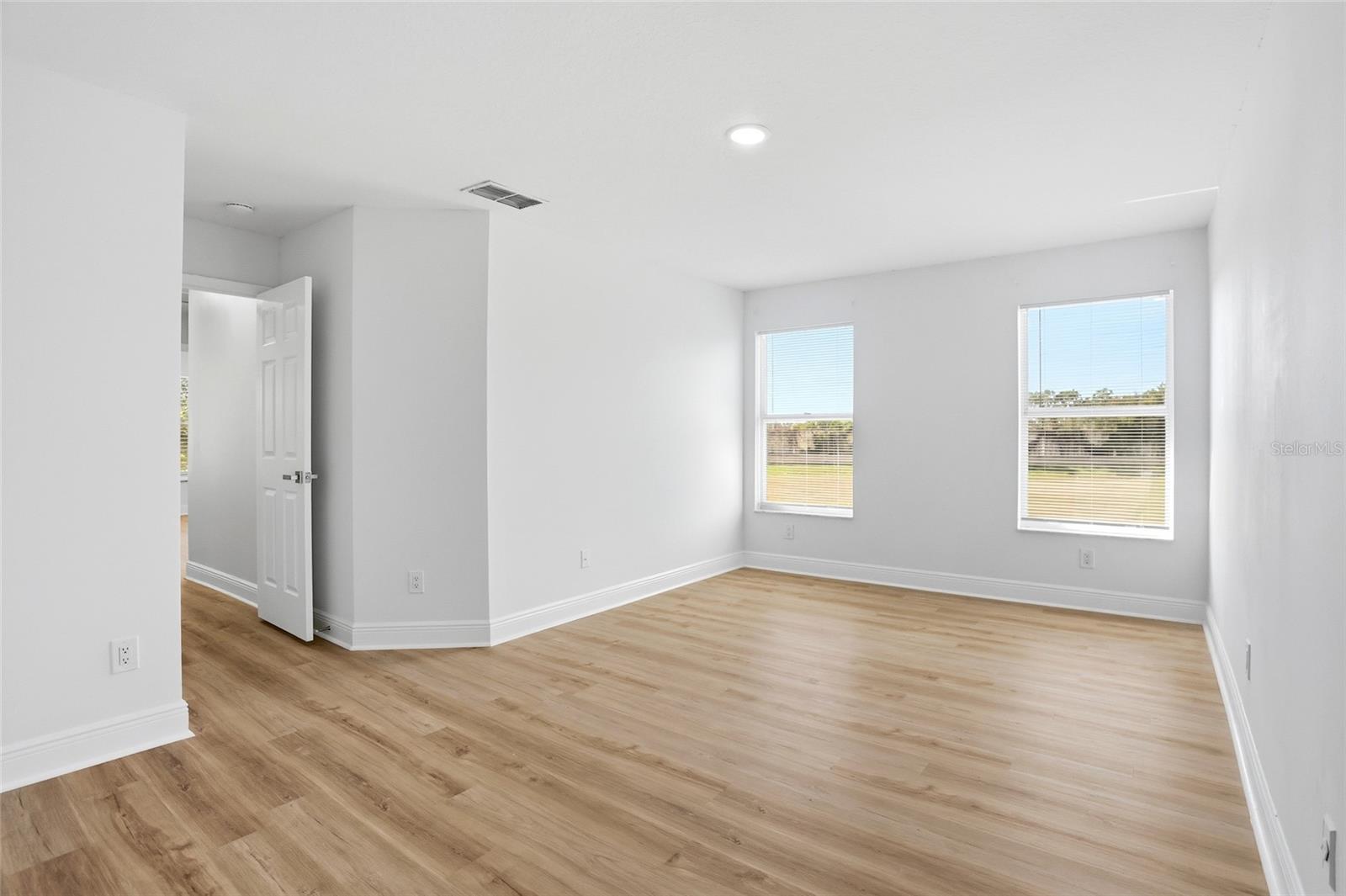 Image 24 of 34 For 3345 Furlong Way