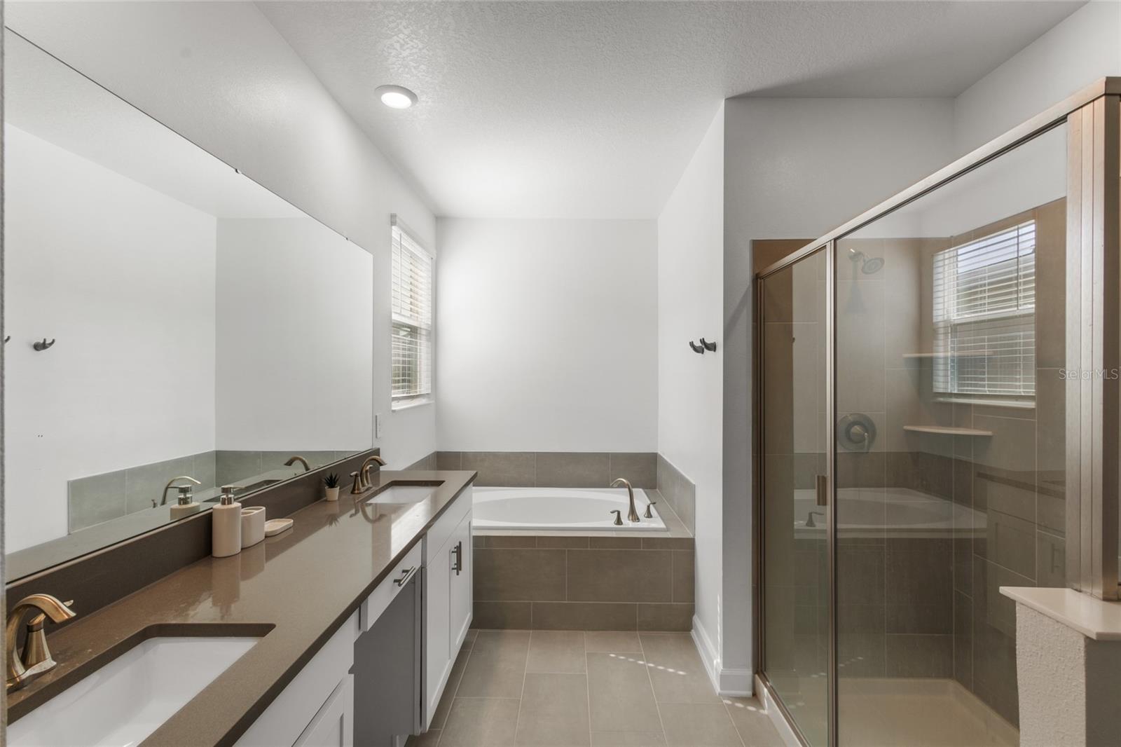 Image 22 of 44 For 8931 Takeaway Way