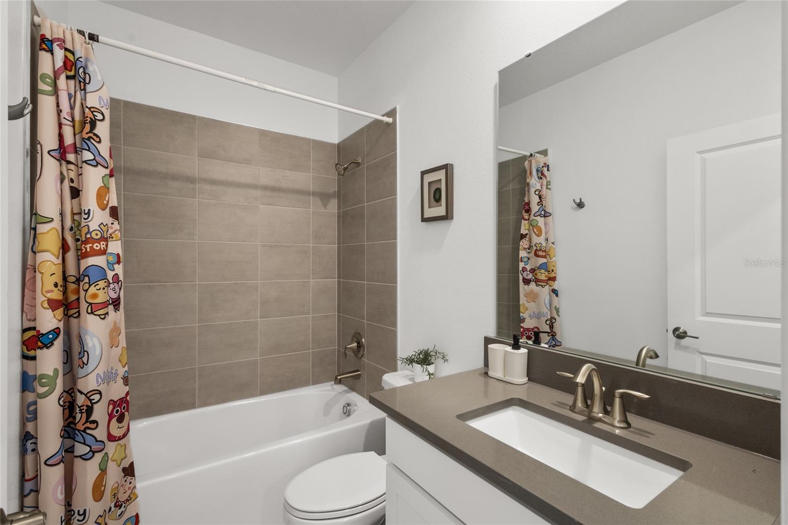 Image 30 of 44 For 8931 Takeaway Way