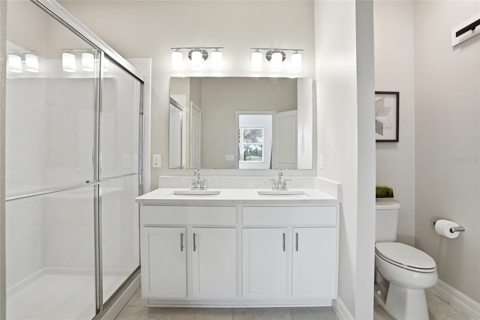 Image 22 of 32 For 2879 Mosshire Circle