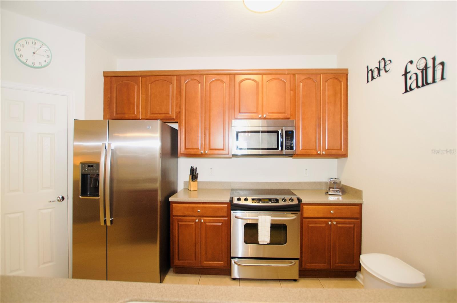 Image 9 of 48 For 4114 Breakview Drive 210