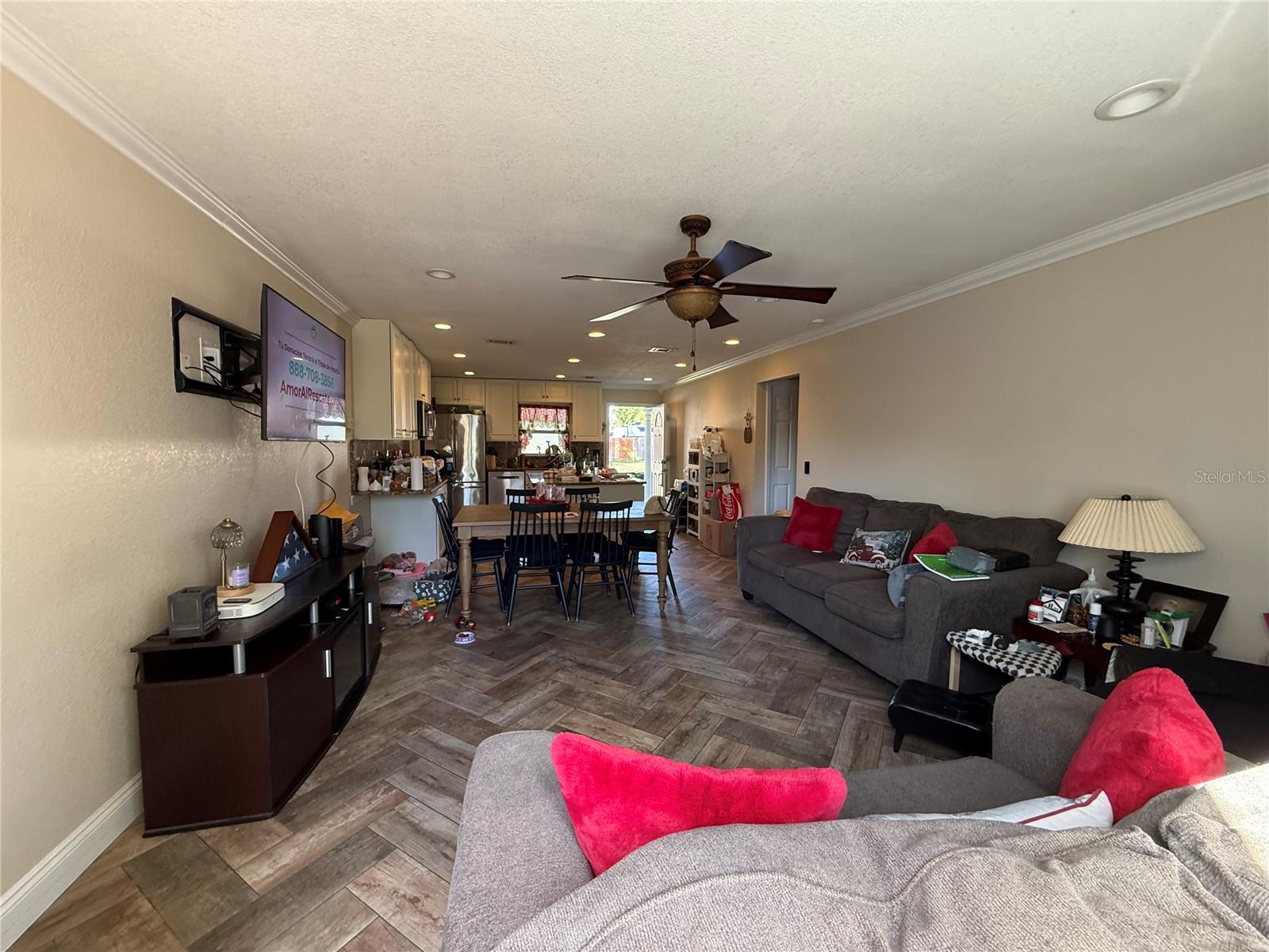 Image 6 of 23 For 6929 Firebird Drive