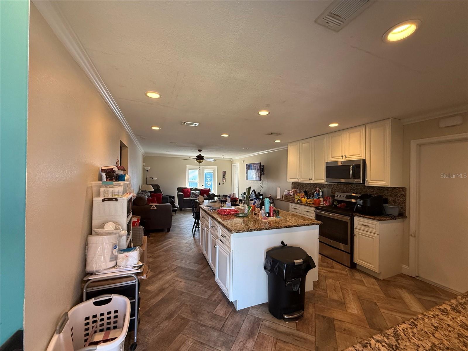 Image 7 of 23 For 6929 Firebird Drive