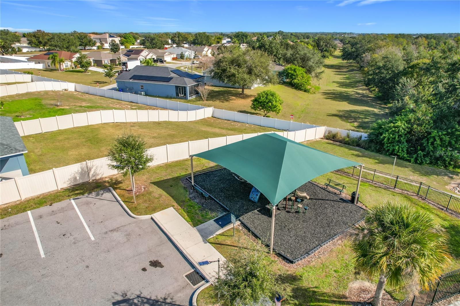 Image 48 of 54 For 928 Cambridge Drive