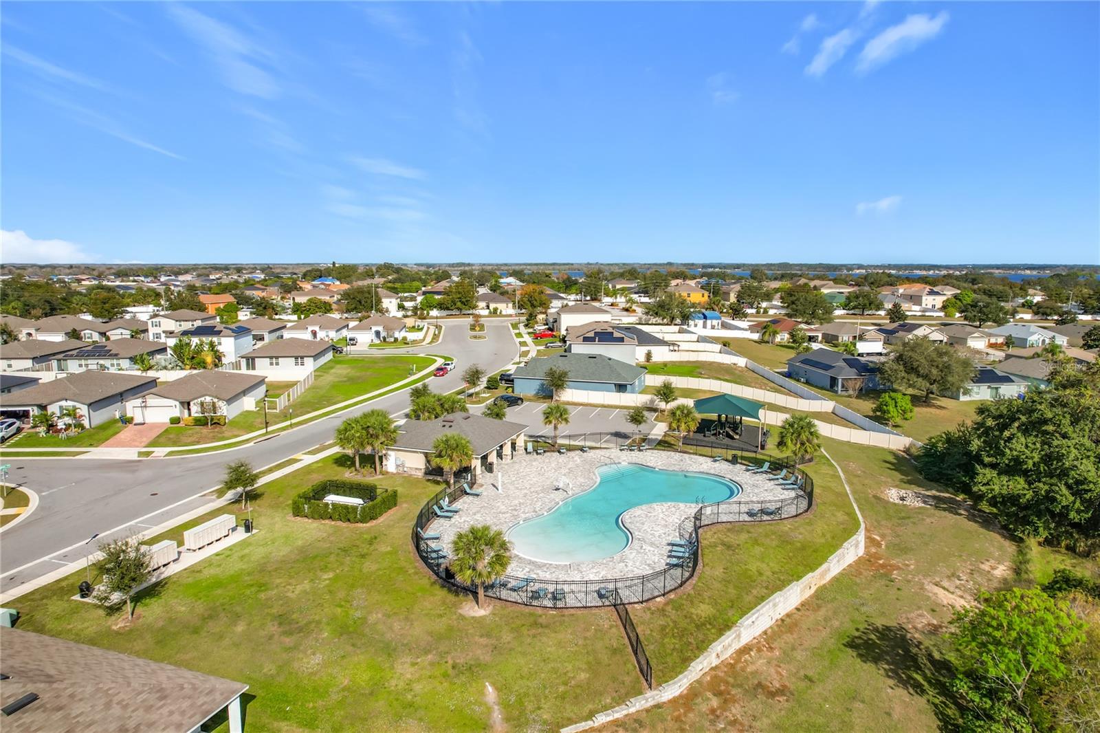 Image 52 of 54 For 928 Cambridge Drive